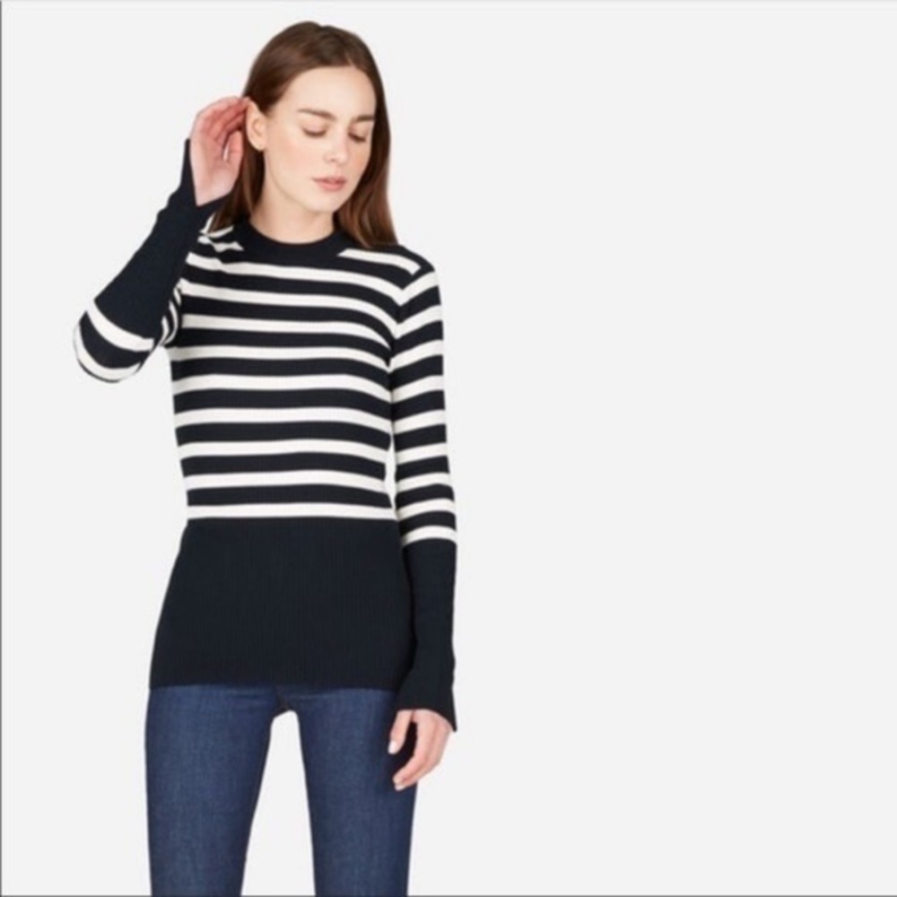 EVERLANE BLACK AND WHITE STRIPE SWEATER SIZE SMALL